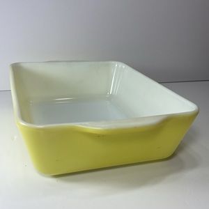 Pyrex 503-B C-7 Yellow